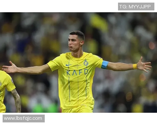 全球收入最高的足球明星揭秘及其背后的财富故事 全球收入最高的足球明星揭秘及其背后的财富故事