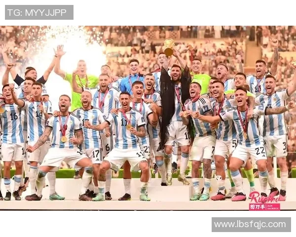 足球明星齐聚卡塔尔观看精彩赛事视频回顾与感受分享