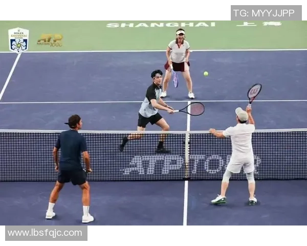 上海网球队在网球耐力排行榜中荣获第三名的佳绩引发关注 上海网球队在网球耐力排行榜中荣获第三名的佳绩引发关注