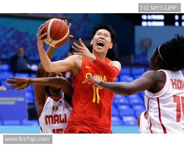 上海篮球队在世界杯预选赛中以59分稳居积分榜首位展现强劲实力 上海篮球队在世界杯预选赛中以59分稳居积分榜首位展现强劲实力