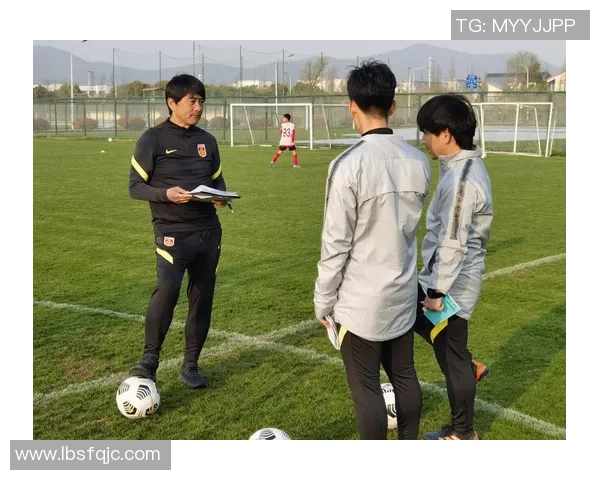 专访赵丽揭秘足球成功背后的秘密与奋斗历程